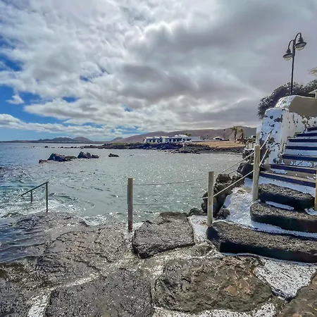 Διαμέρισμα Casa Burgao 1 On Front Line Opposite Natural Pools