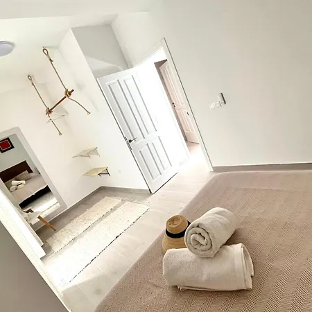 Apartment Casa Burgao 1 On Front Line Opposite Natural Pools *