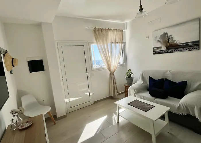 Casa Burgao 1 On Front Line Opposite Natural Pools アパート *